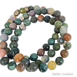 Agate naturelle verte L' agate verte favorise la guérison émotionnelle et l' apaisement . Elle aide à relâcher les tensions et à retrouver un équilibre naturel