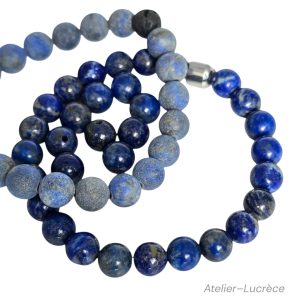 Lapis lazuli - communication et clarté mentale. Couleur bleu reflet doré